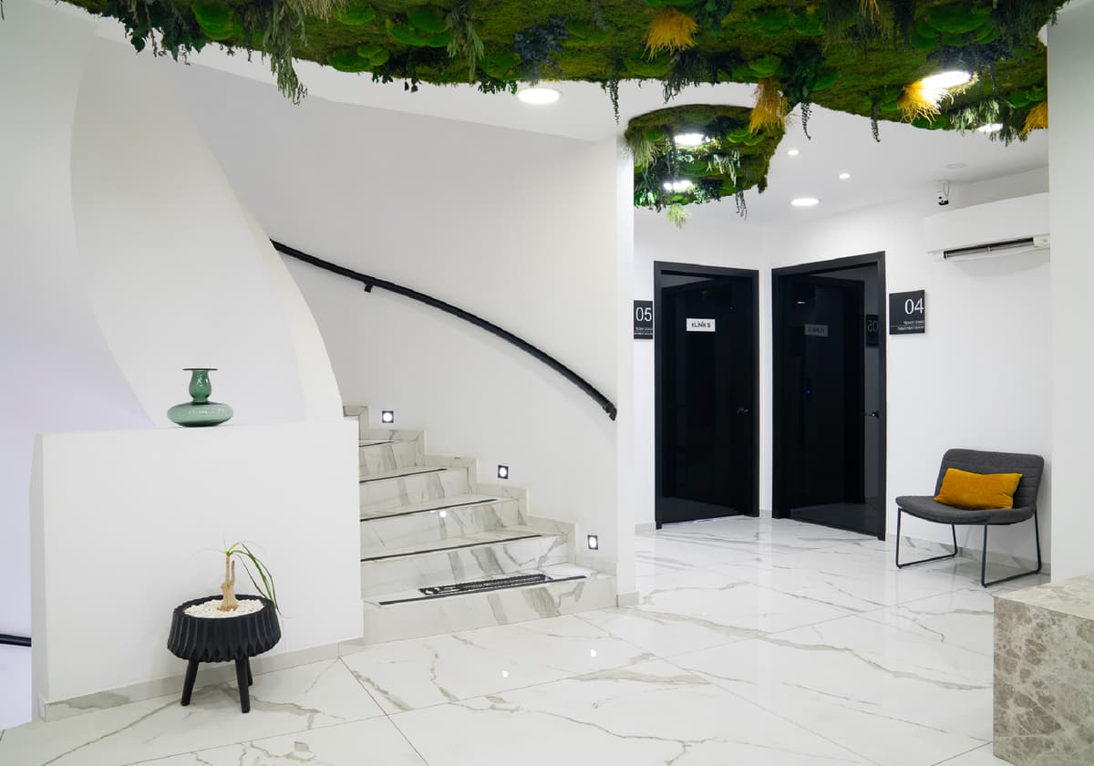 DCT Klinik Waiting Area